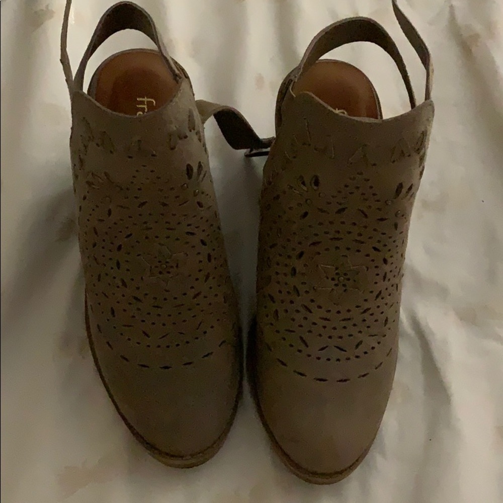 Francesca’s shoes/heels